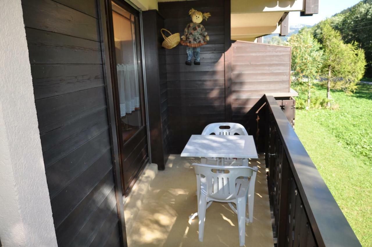 Triolet Apartment