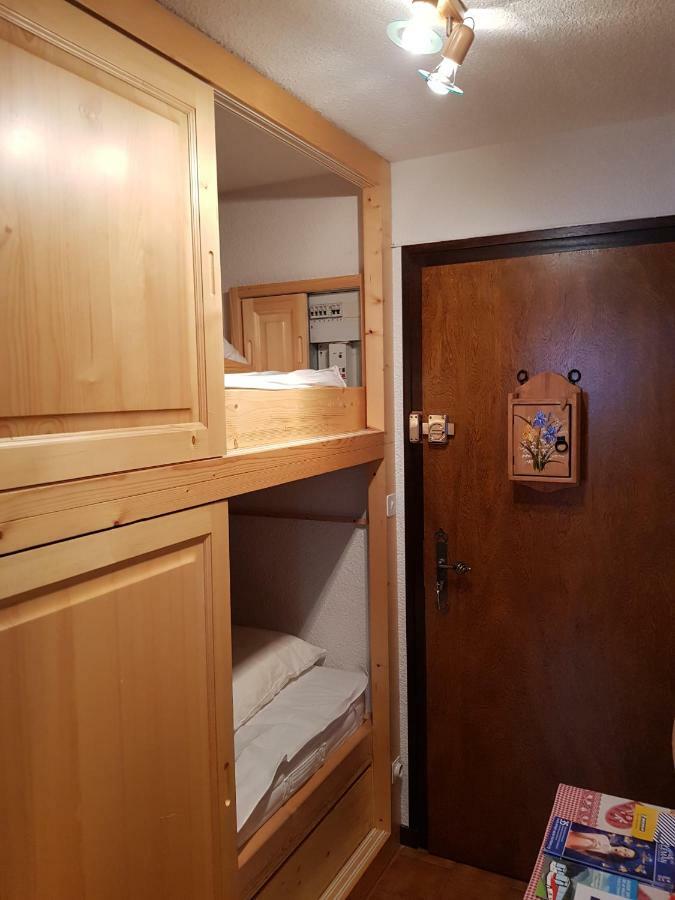 Triolet Apartment *